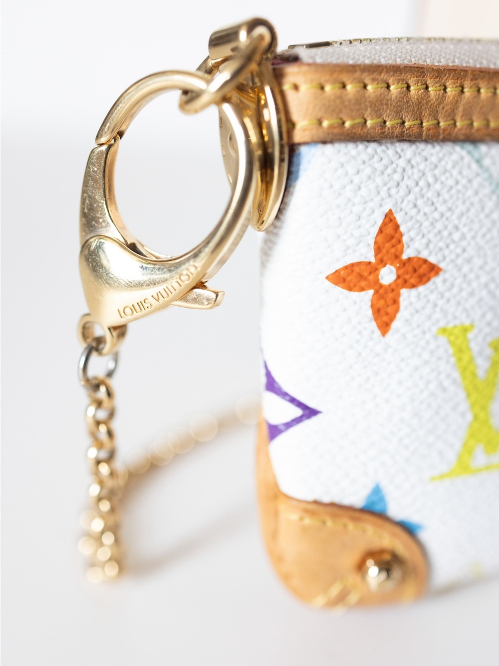 Louis Vuitton Multicolor vintage Murakami Monogram White Mini Pochette - Picture 11 of 12